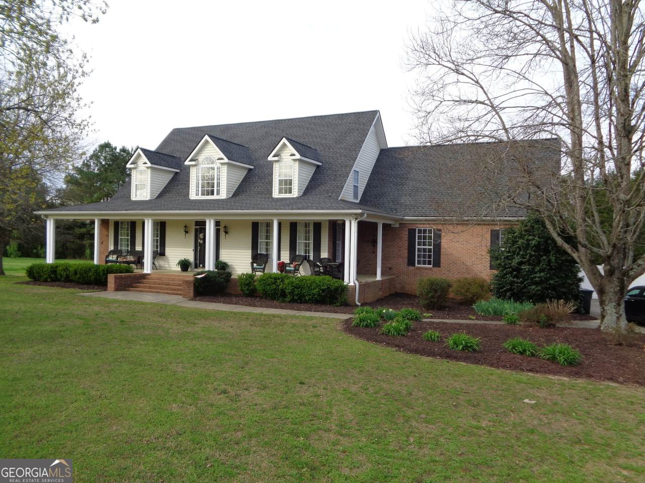 35 Mountainview Court - Photo 1