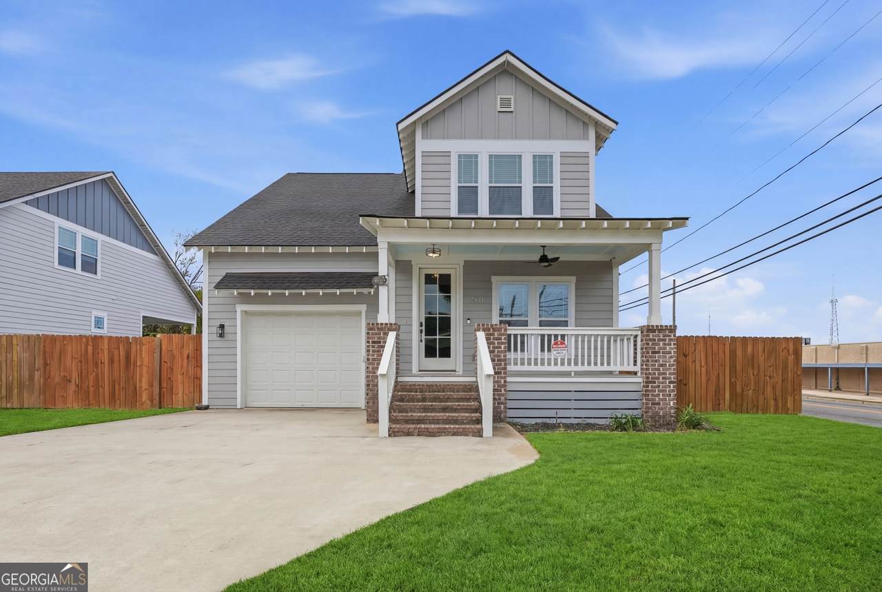 2001 38th Street - Photo 1