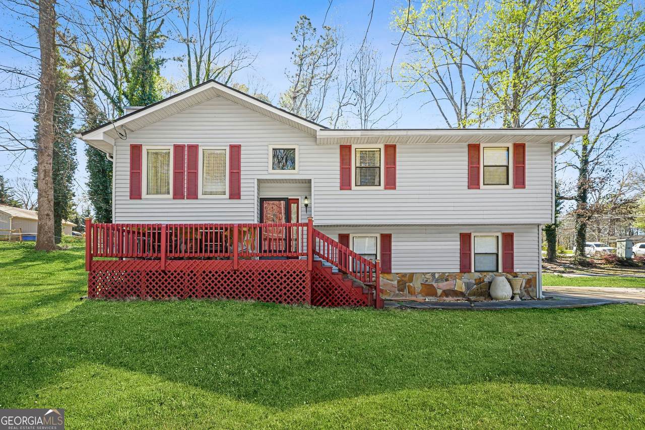 3111 Octavia Lane - Photo 1