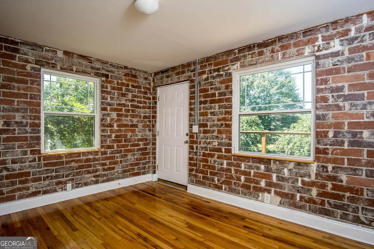24 Daniel Street - Photo 1
