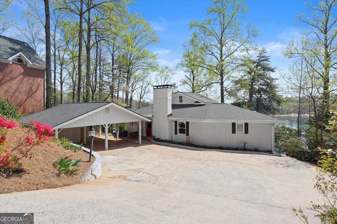 9480 Lisa Circle - Photo 1