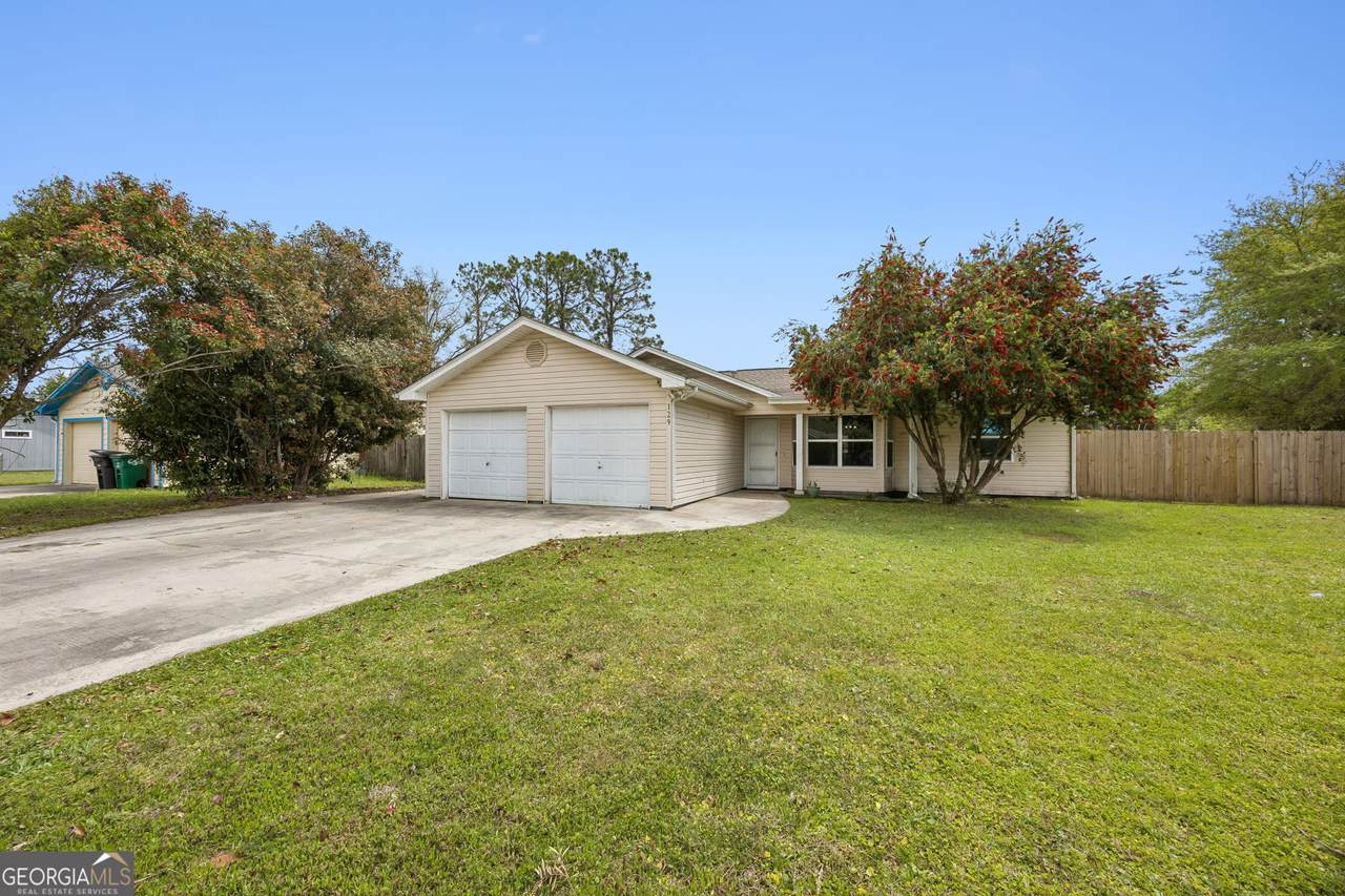129 Fairfield Drive - Photo 1