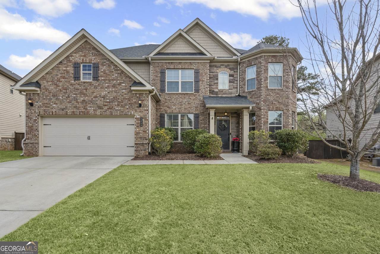 1460 Dahlia Drive - Photo 1