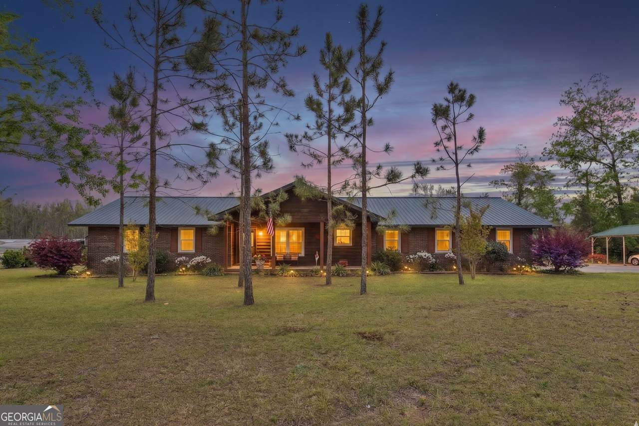 3316 Evergreen Drive - Photo 1