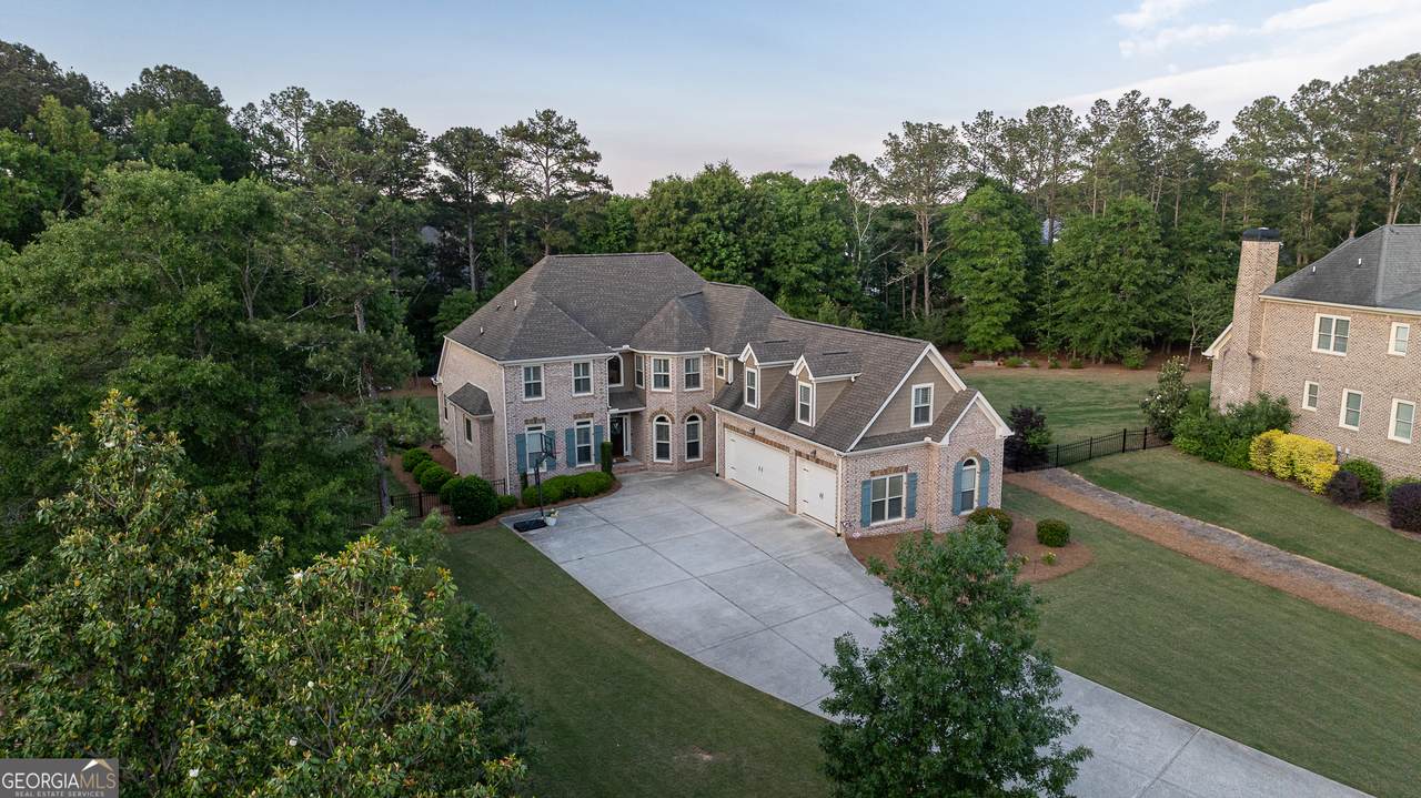 1071 Bent Tree Lane - Photo 1