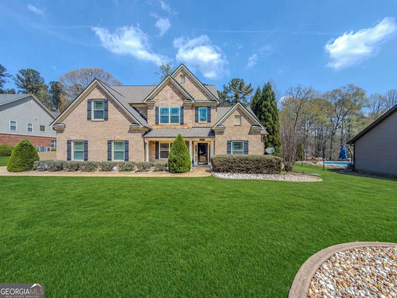 1465 Bradford Lane - Photo 1