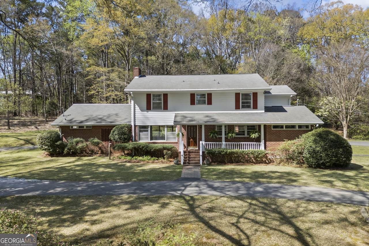 1310 Ivywood Drive - Photo 1