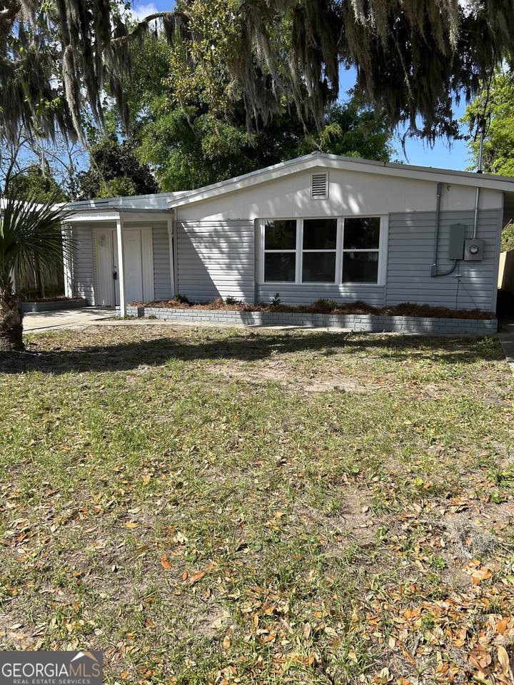 921 Cleburne Street - Photo 1