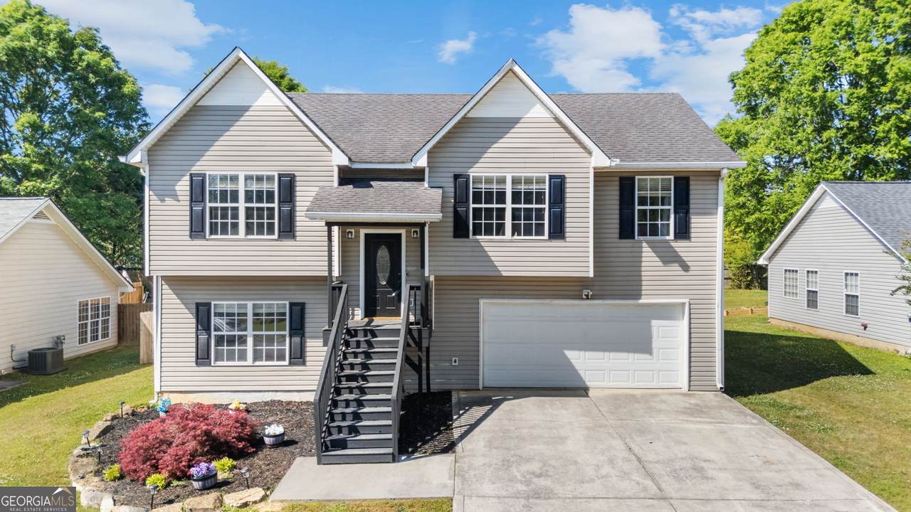 8 Honeytree Trail - Photo 1