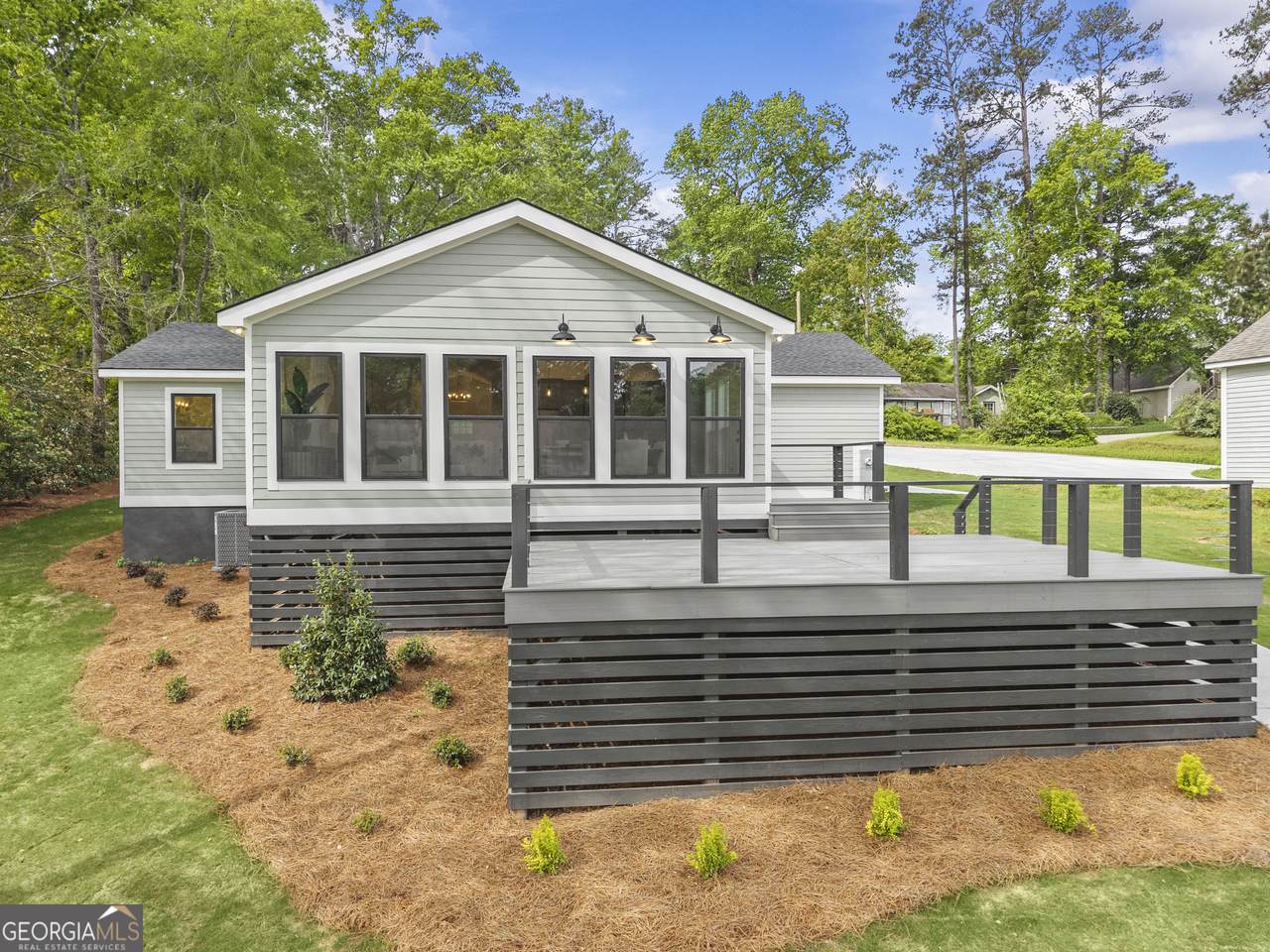 123 Harriett Circle - Photo 1