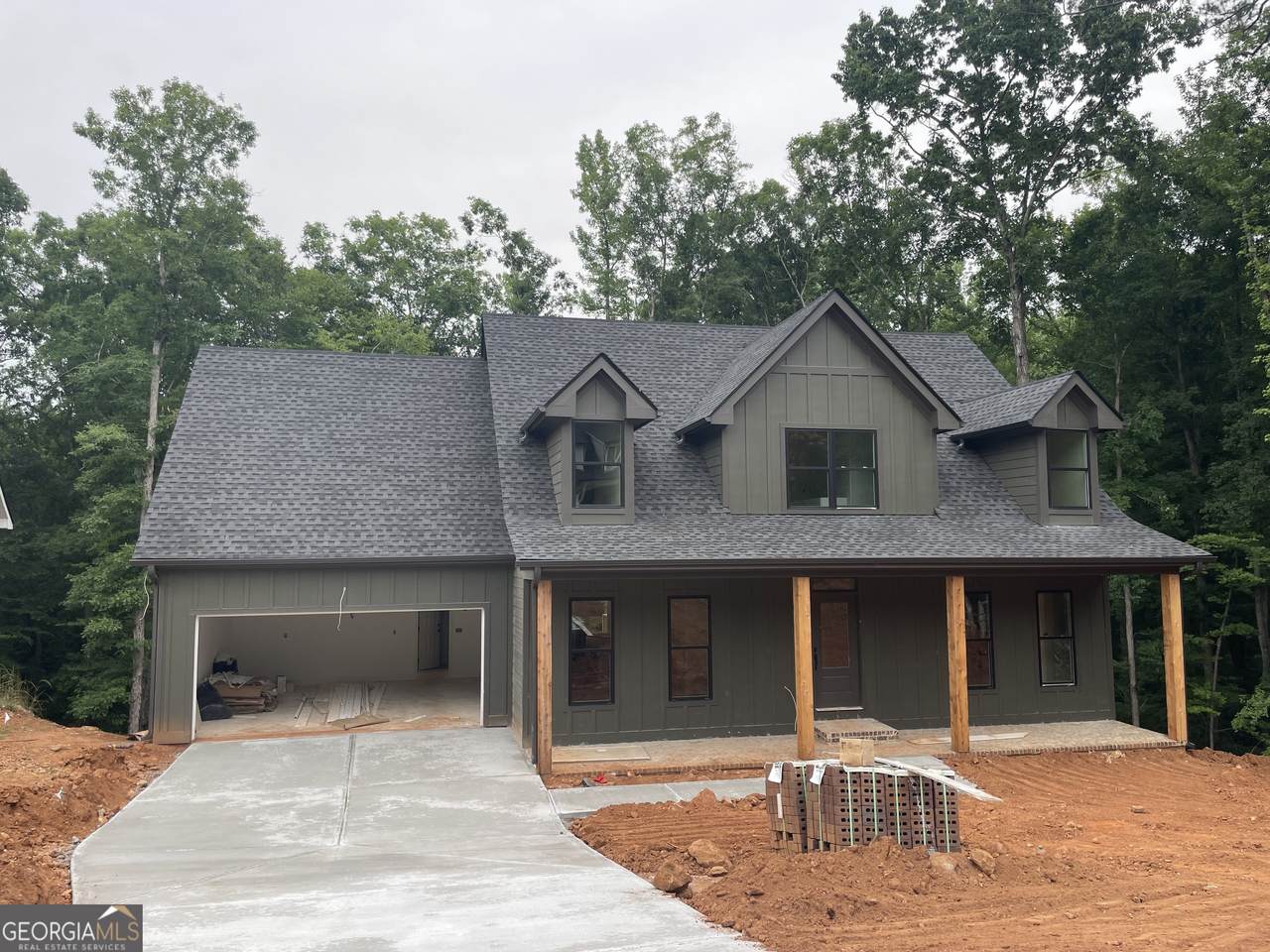 450 Ansley Drive - Photo 1