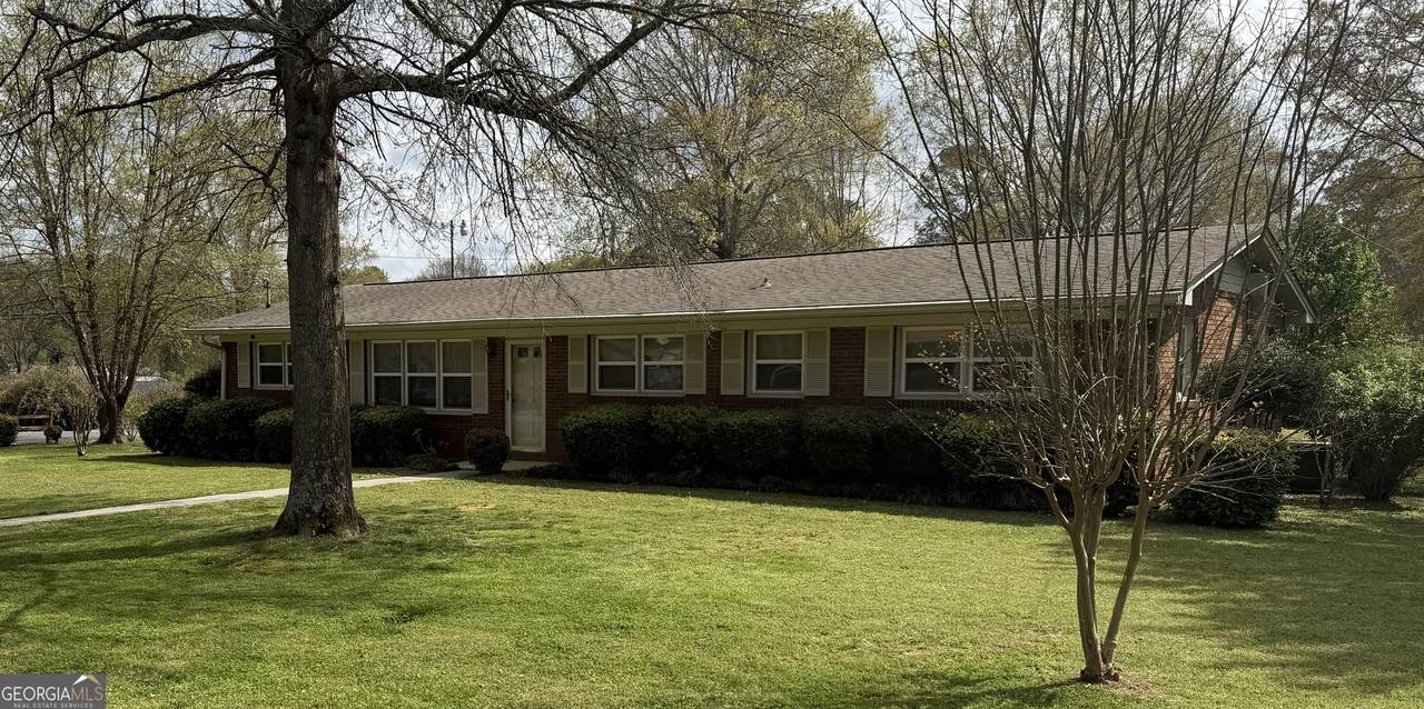 211 Ellen Street - Photo 1
