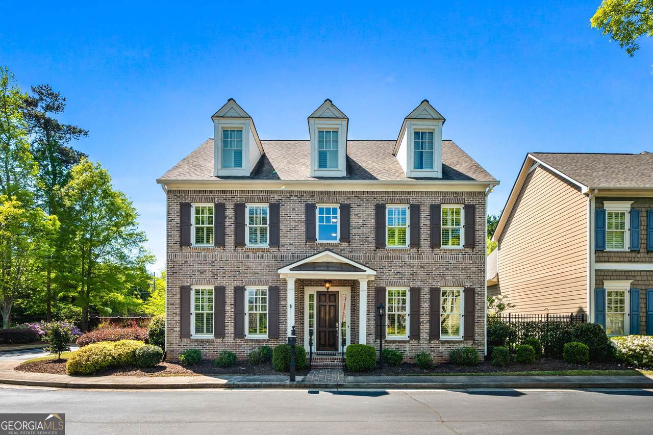 2901 Gateland Square - Photo 1