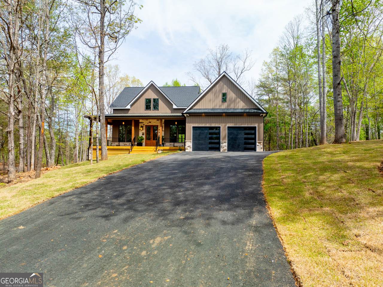 1050 Rainbow Circle - Photo 1