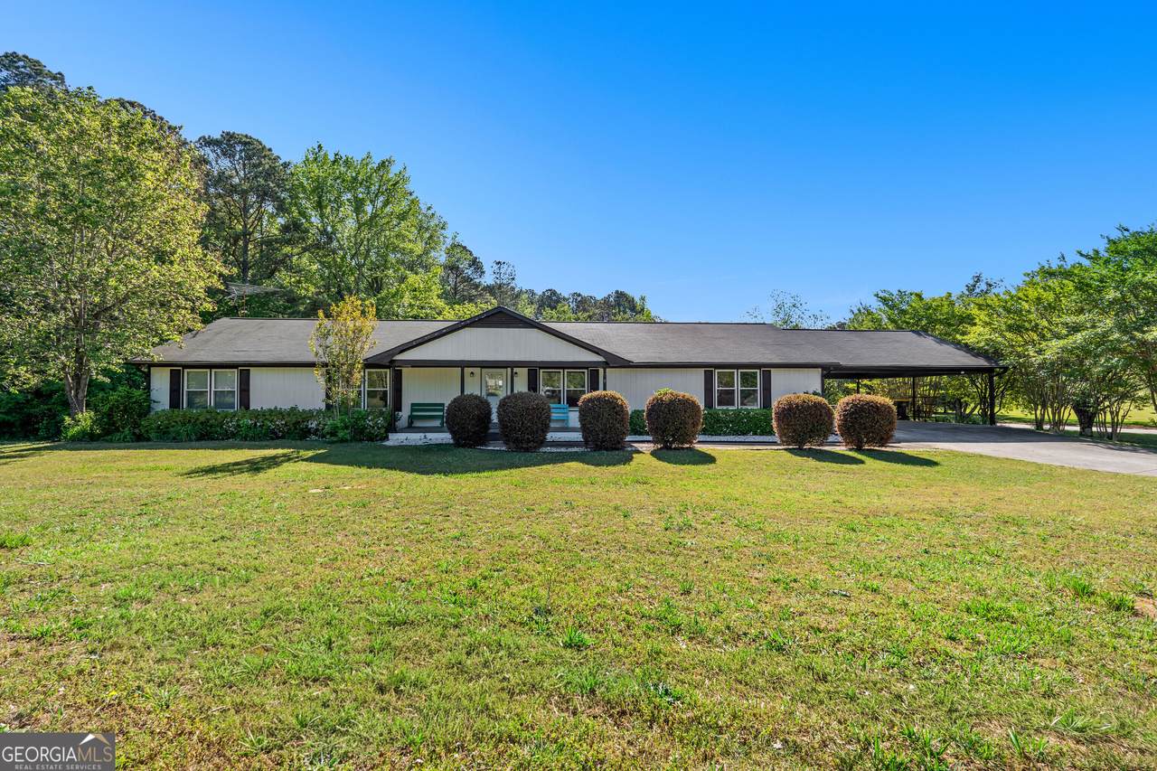 2687 Sharpsburg Mccullum Road - Photo 1