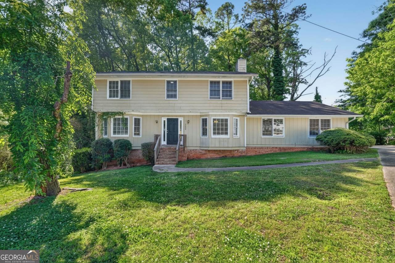 4600 Randalwood Court - Photo 1