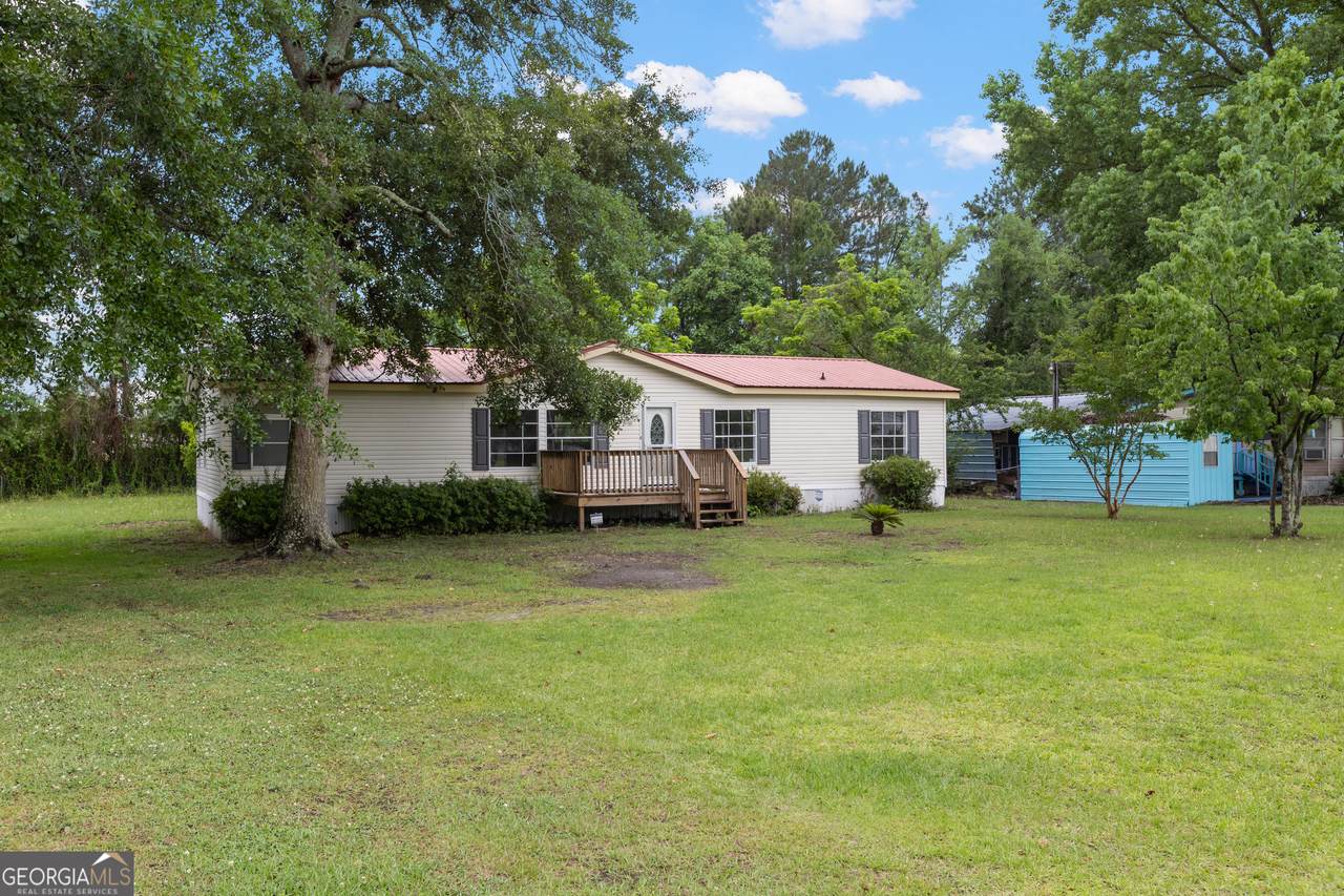 160 Sarah Drive - Photo 1