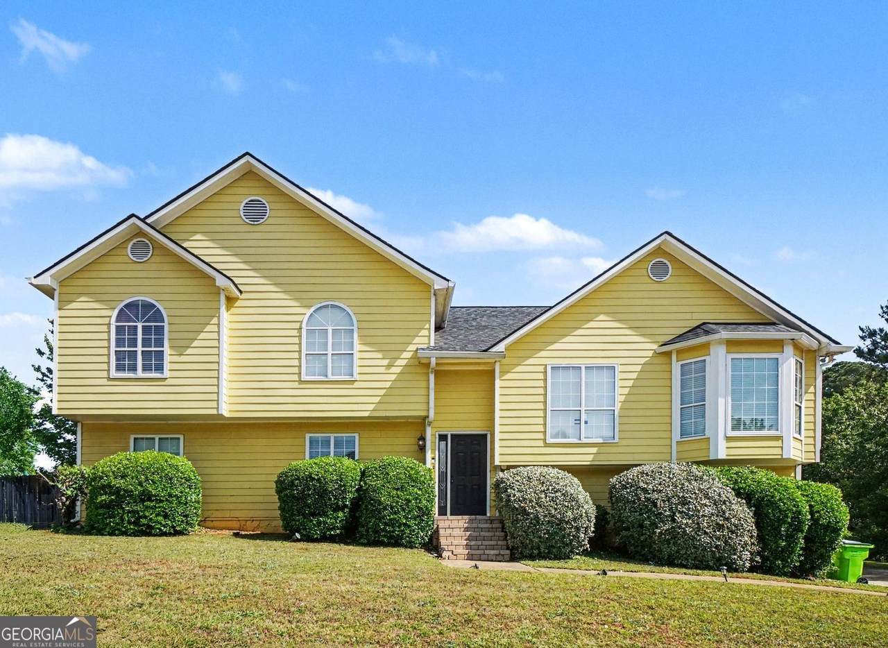 829 Dunes Way - Photo 1