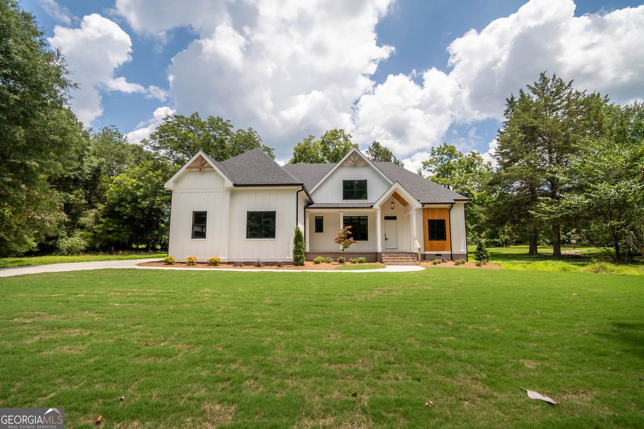 106 Wiiliamsburg Lane - Photo 1