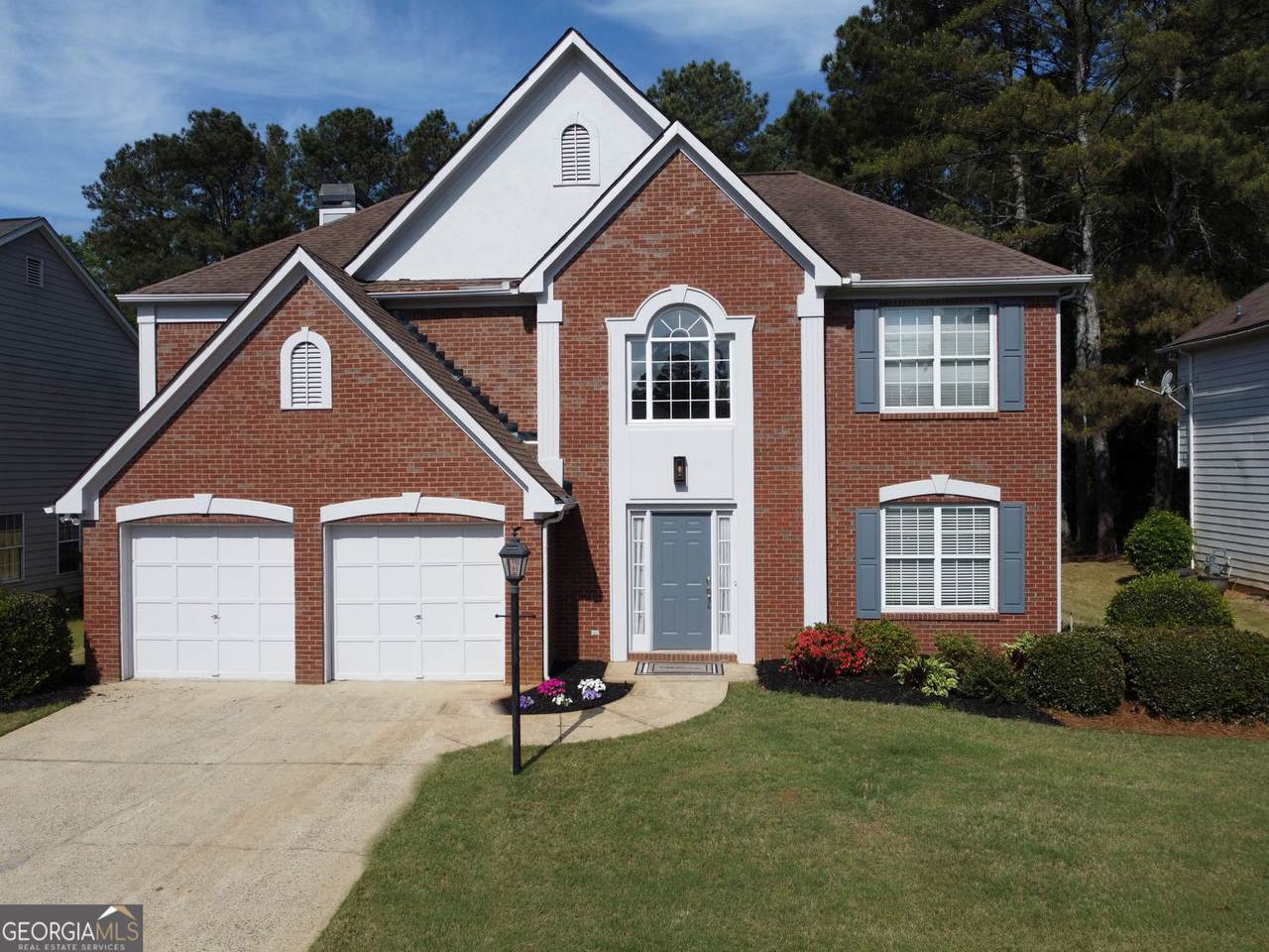 1565 Pinebreeze Drive - Photo 1