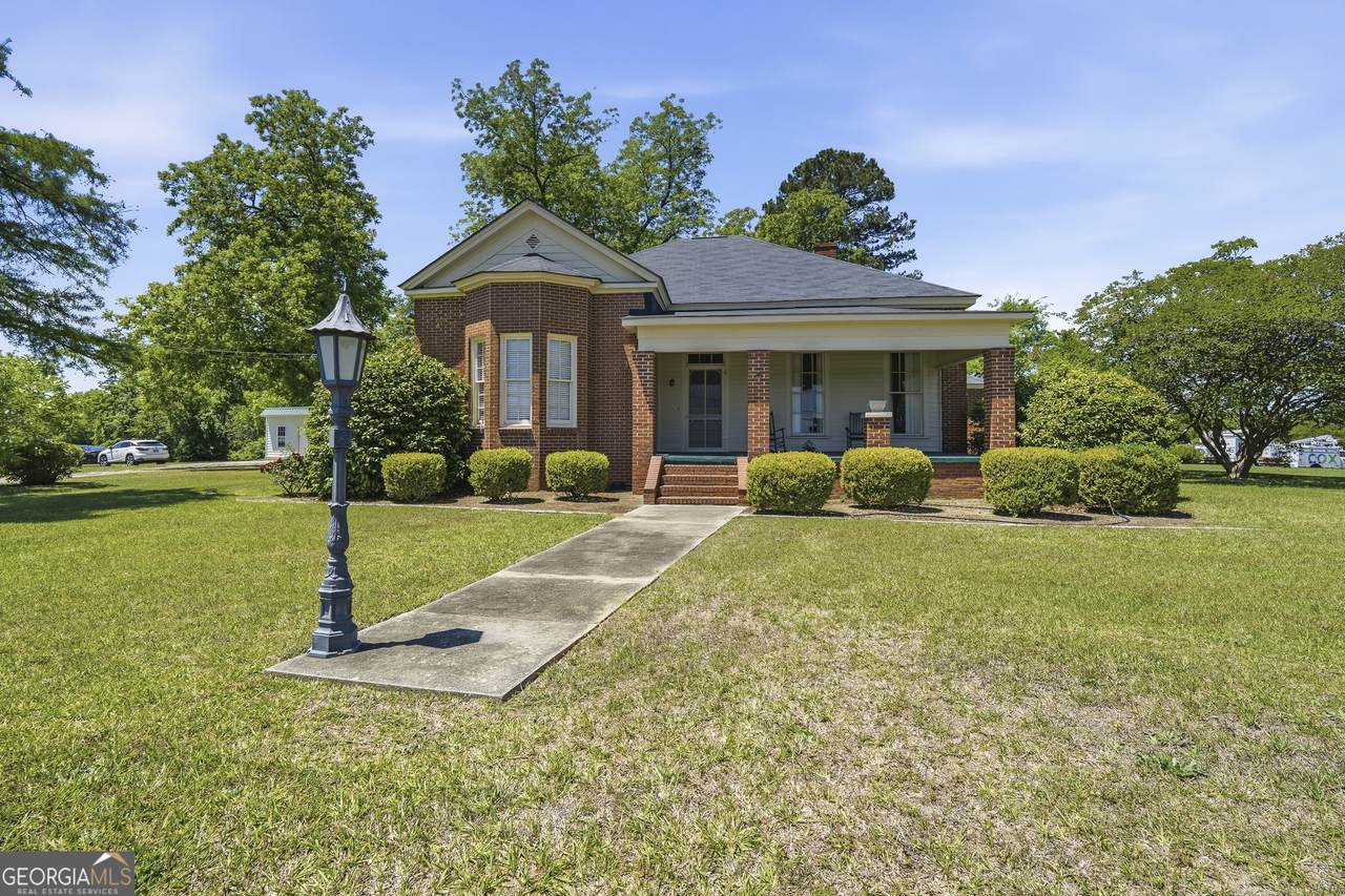 6629 Hawkinsville Road - Photo 1