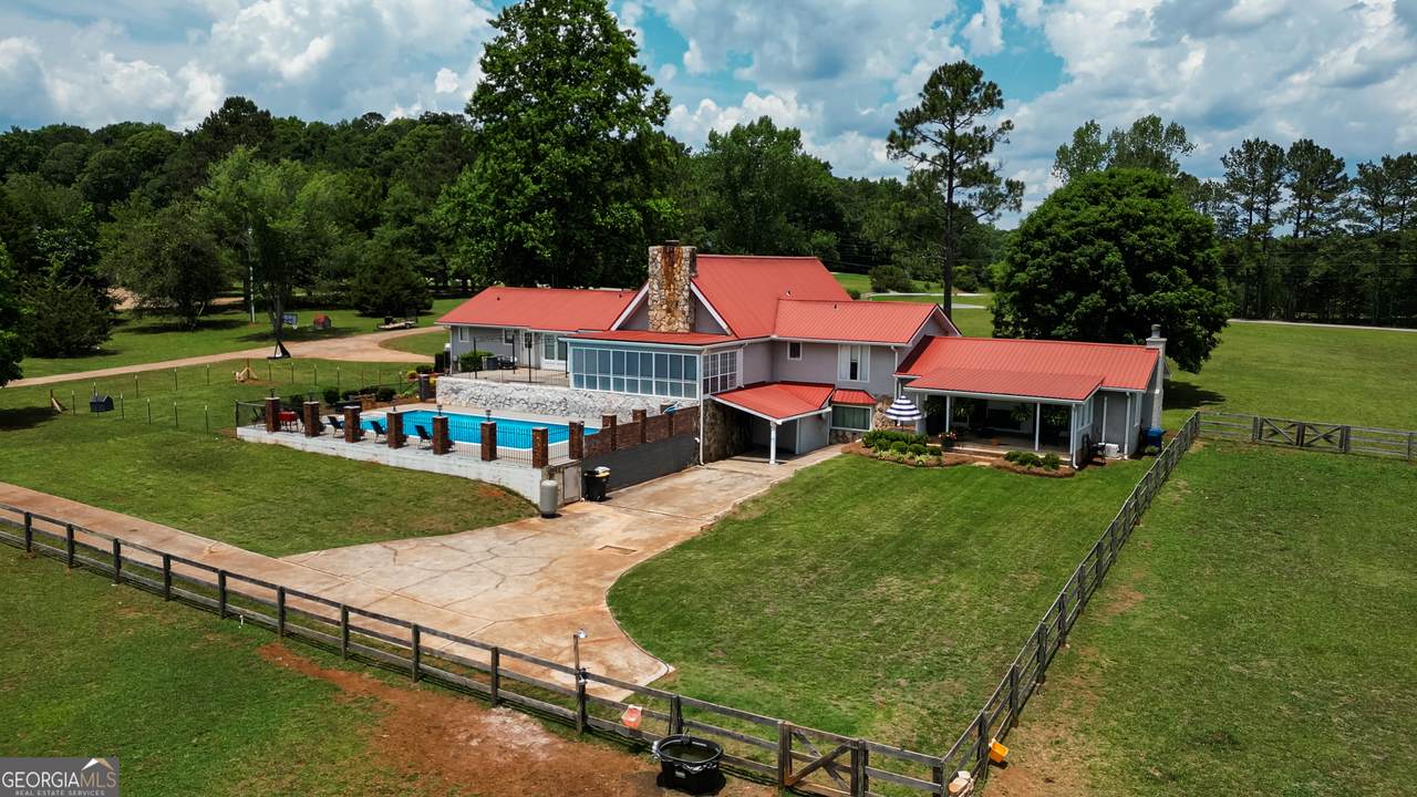 335 Old Farm Road - Photo 1