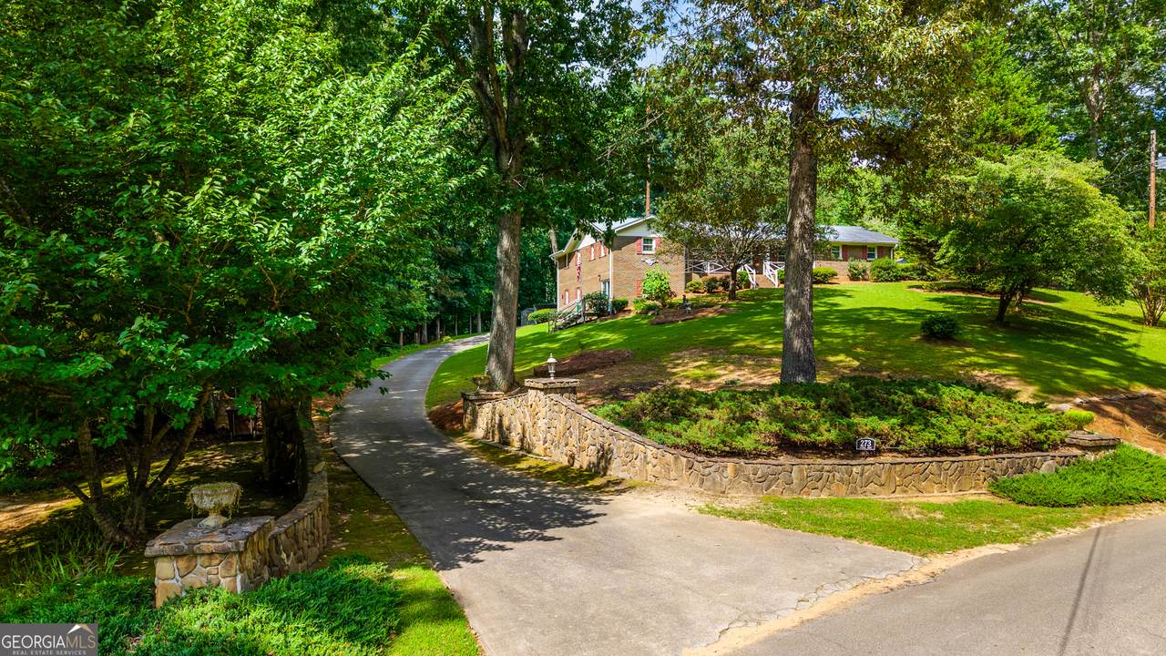 273 Sewell Road - Photo 1