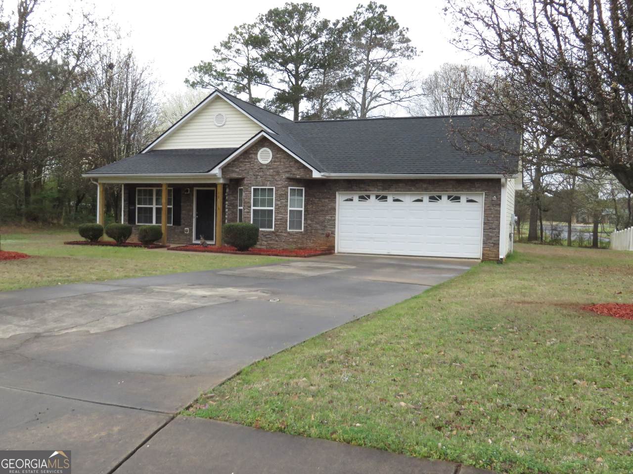 105 Whistle Way - Photo 1