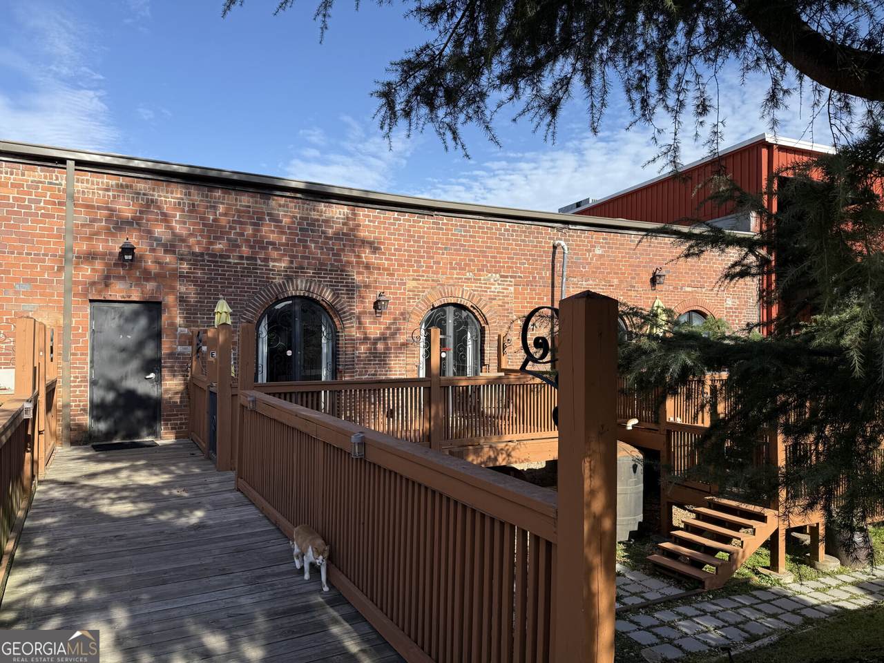 184 Walker Street - Photo 1