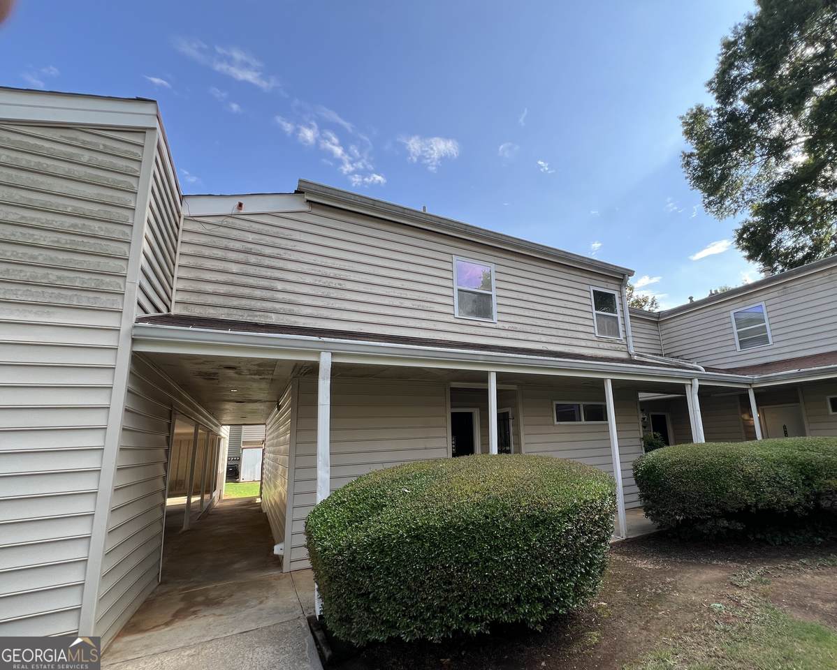 2009 Oak Park Lane - Photo 1