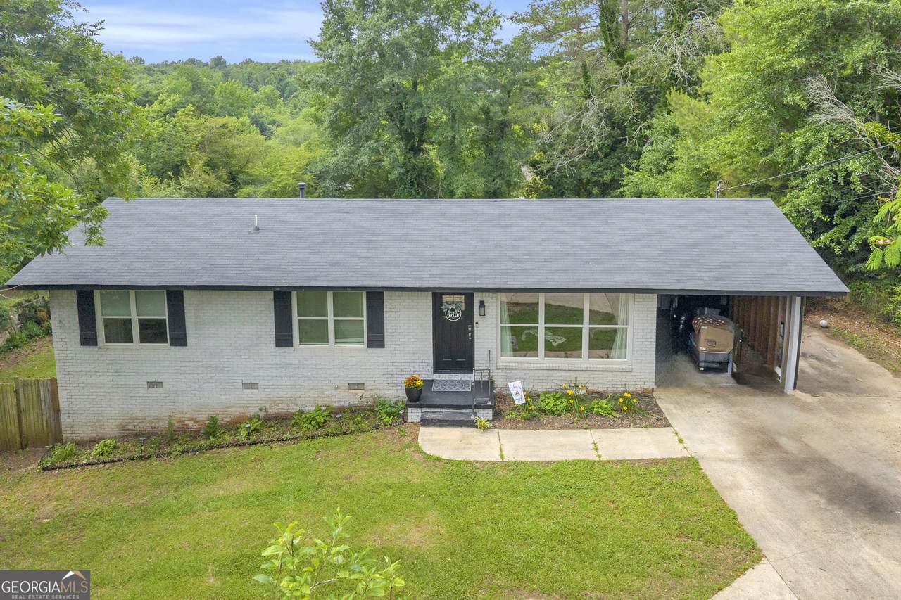 372 Scenic Drive - Photo 1