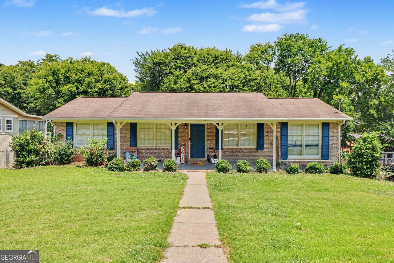 202 Cherry Hill Drive - Photo 1