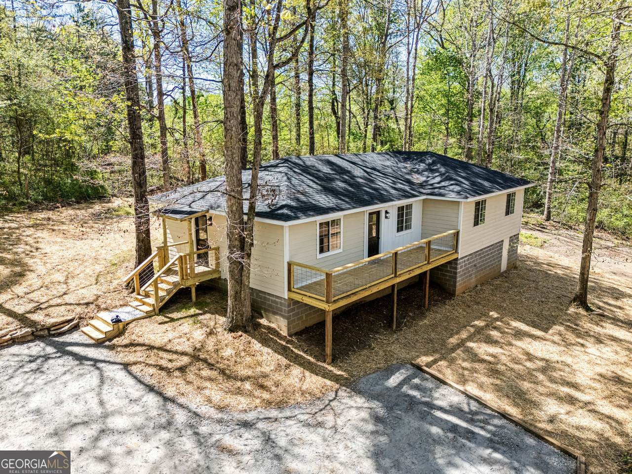 684 Faith Lane - Photo 1