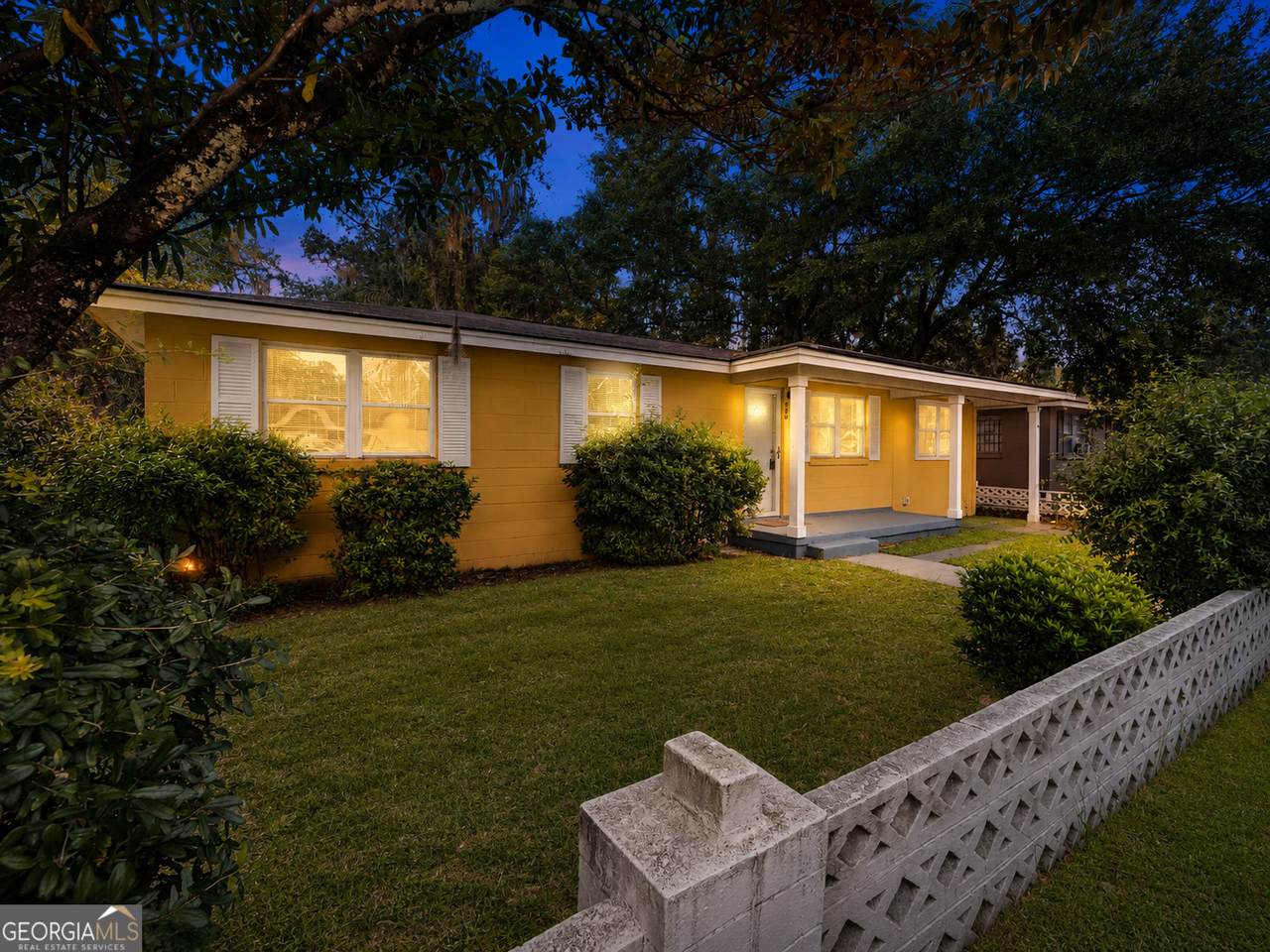 904 Sherman Avenue - Photo 1
