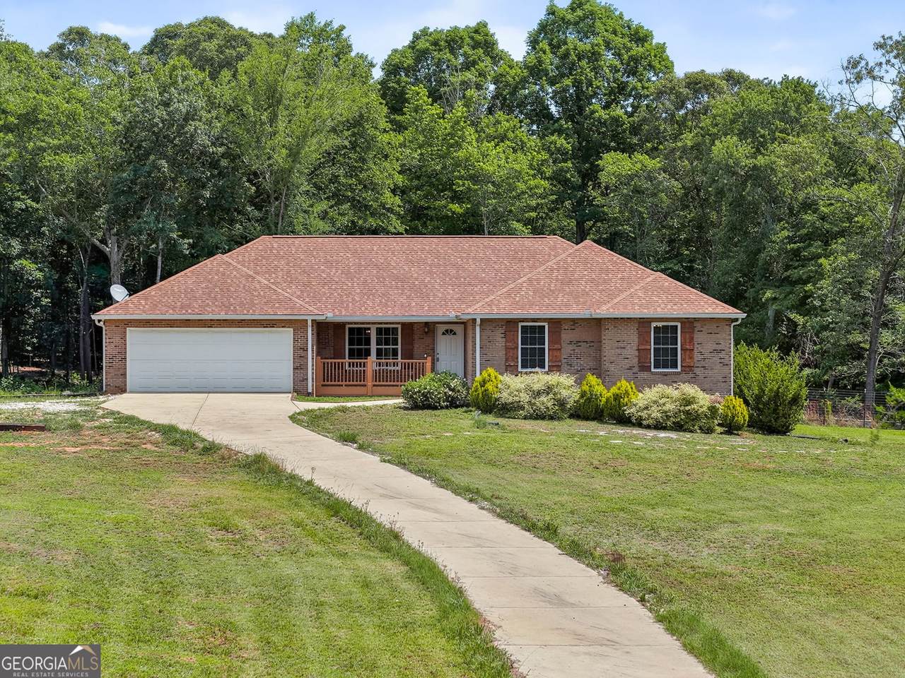 402 Renee Road - Photo 1