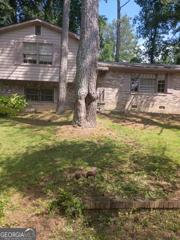 2930 Carriage Lane - Photo 1