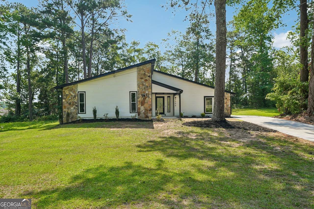 7300 Buck Creek Drive - Photo 1