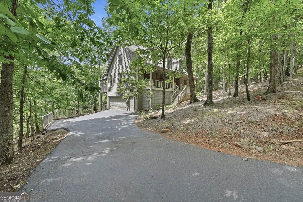 222 Bellflower Drive - Photo 1