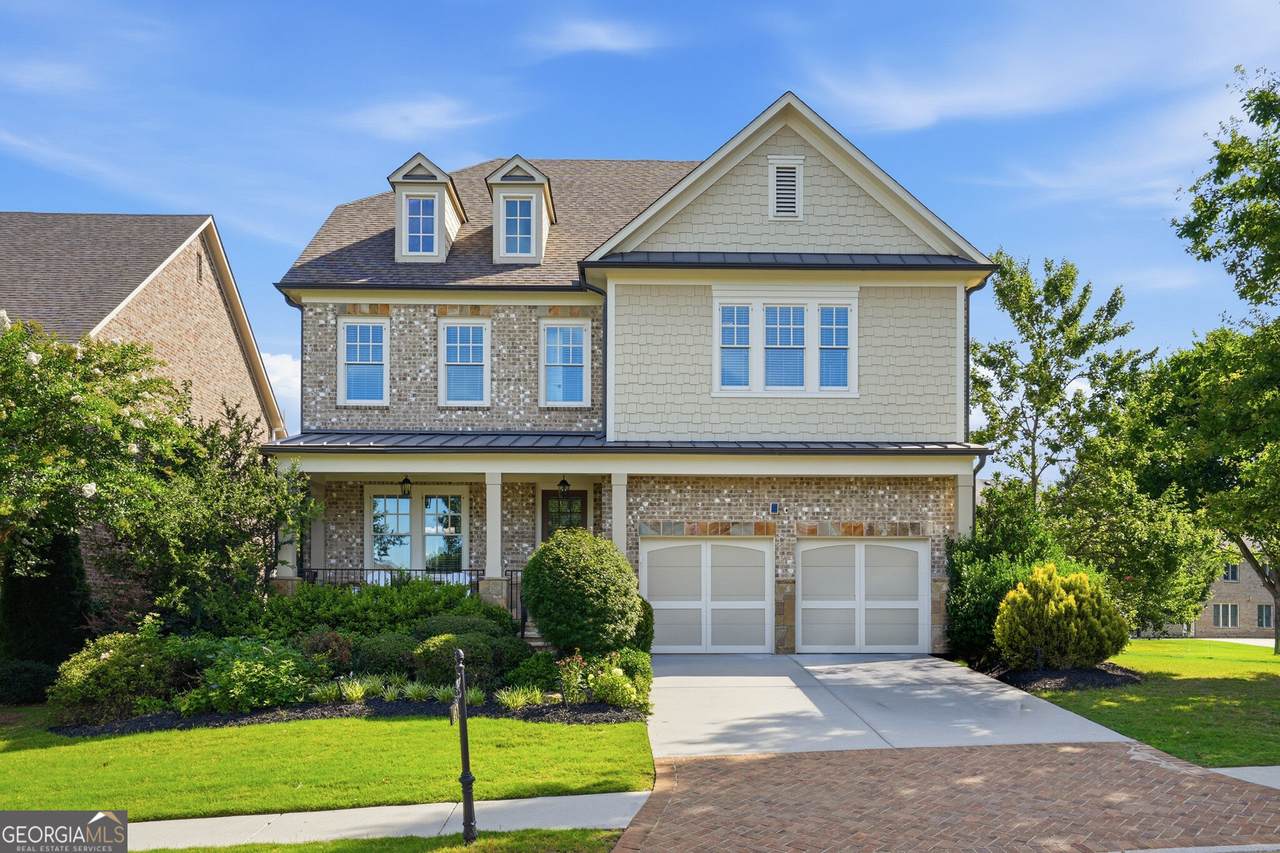 467 Lancashire Drive - Photo 1