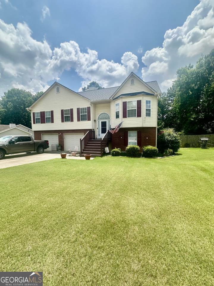 443 Windsong Lane - Photo 1