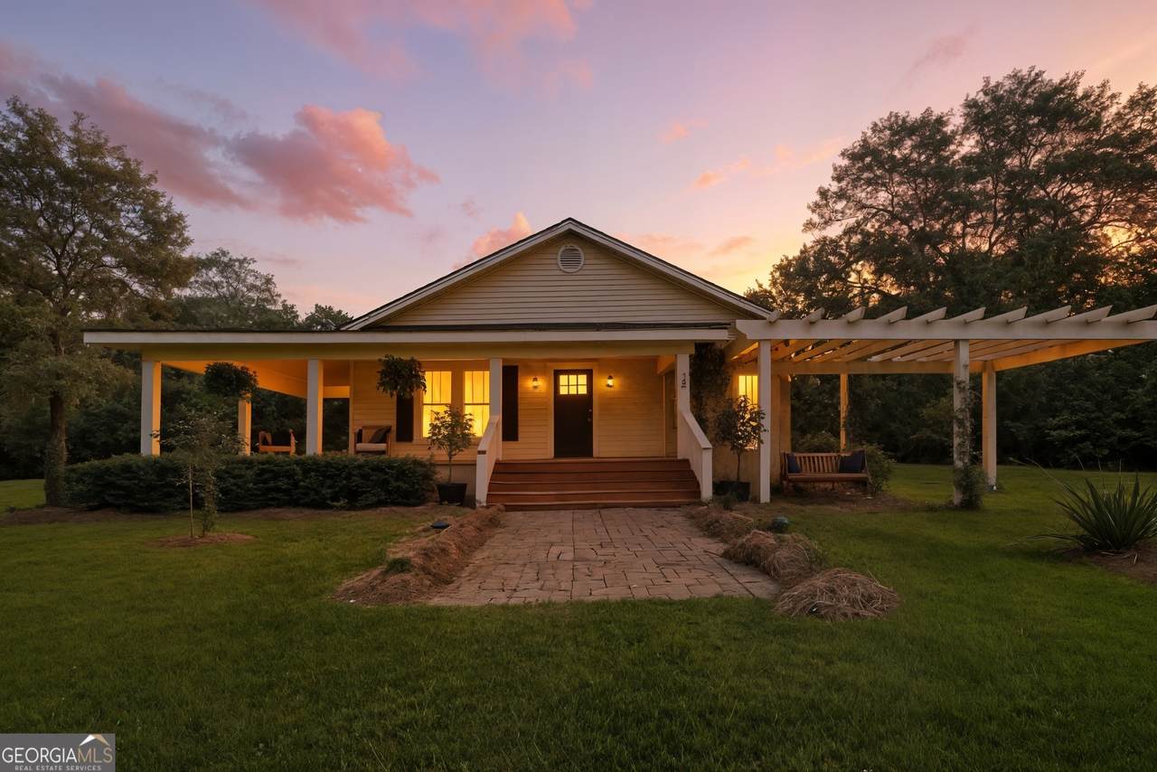 439 Dover Road - Photo 1