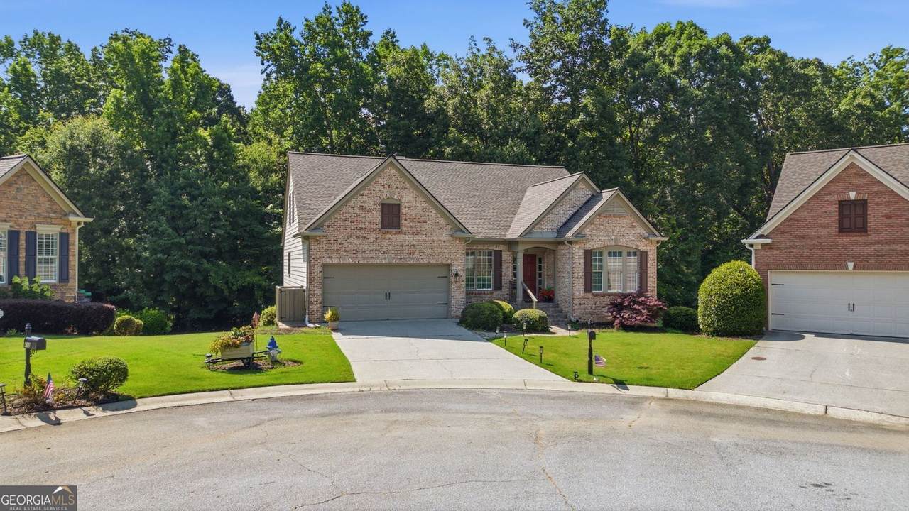 415 Beeton Court - Photo 1