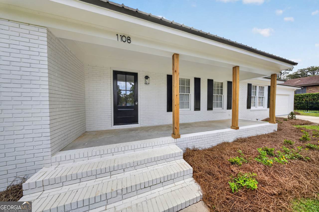 1108 Kimberly Drive - Photo 1