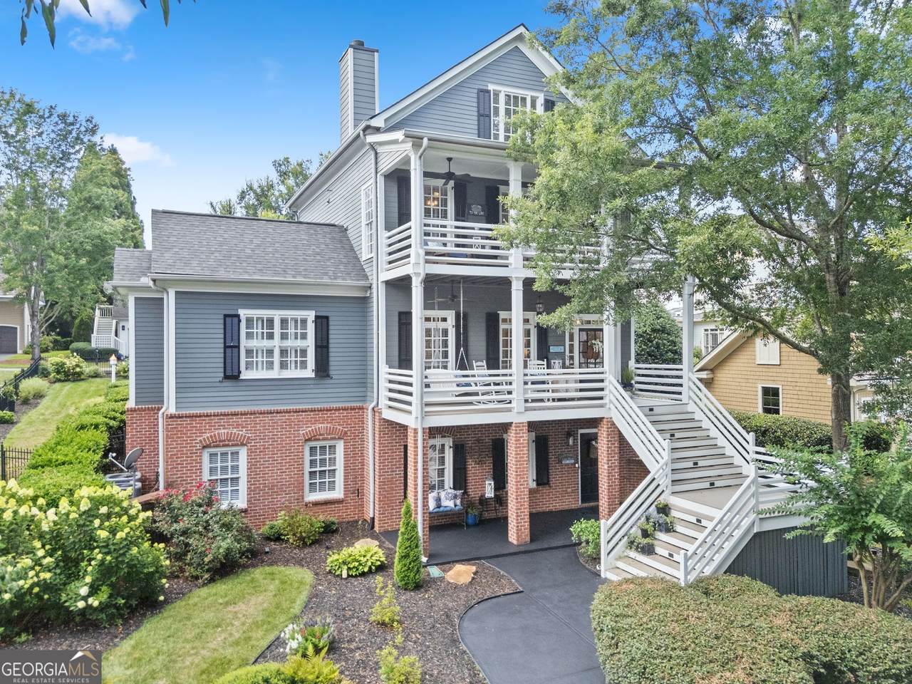 311 Waterfront Park Lane - Photo 1