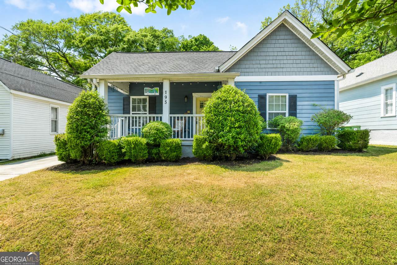 195 Laurel Avenue - Photo 1