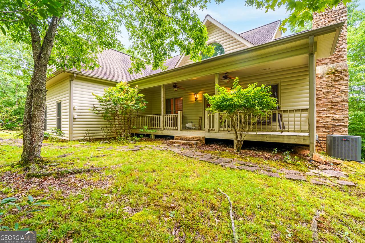 51 Hightower Trail - Photo 1