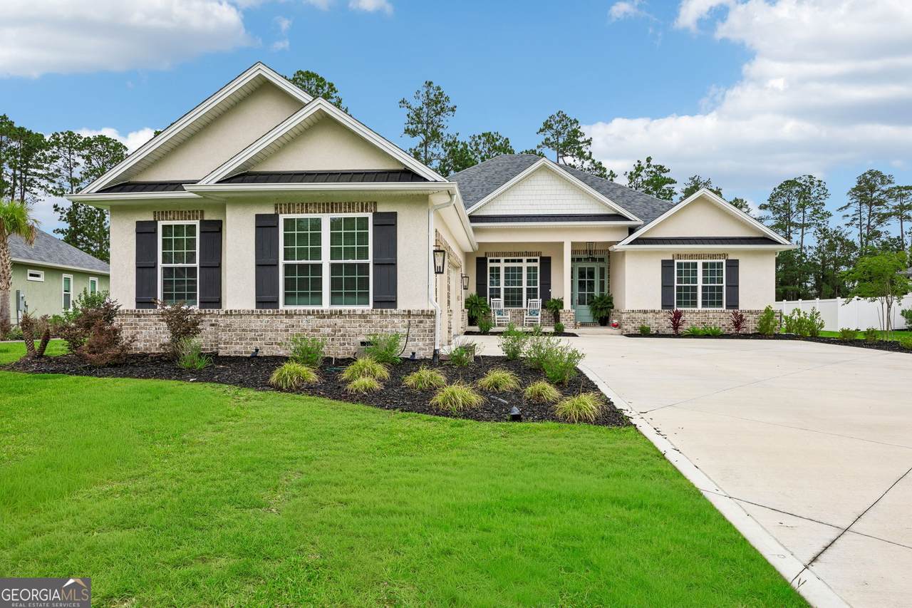 204 Fiddlers Cove Drive - Photo 1