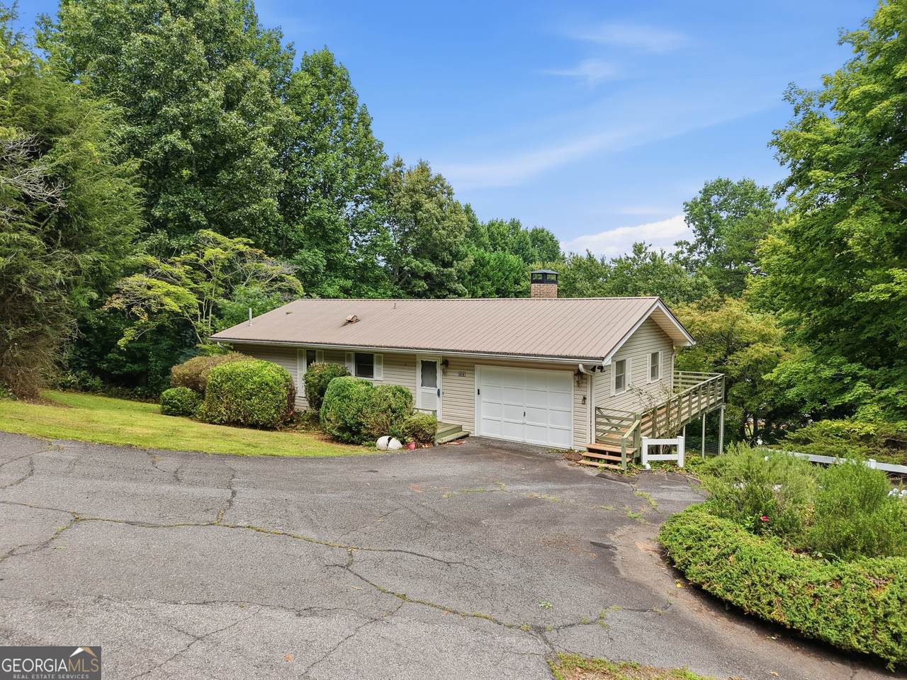 2325 Ridgecrest Circle - Photo 1