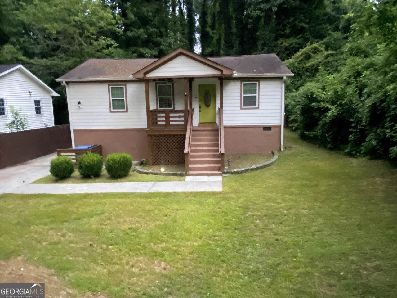 2176 Pansy Street - Photo 1