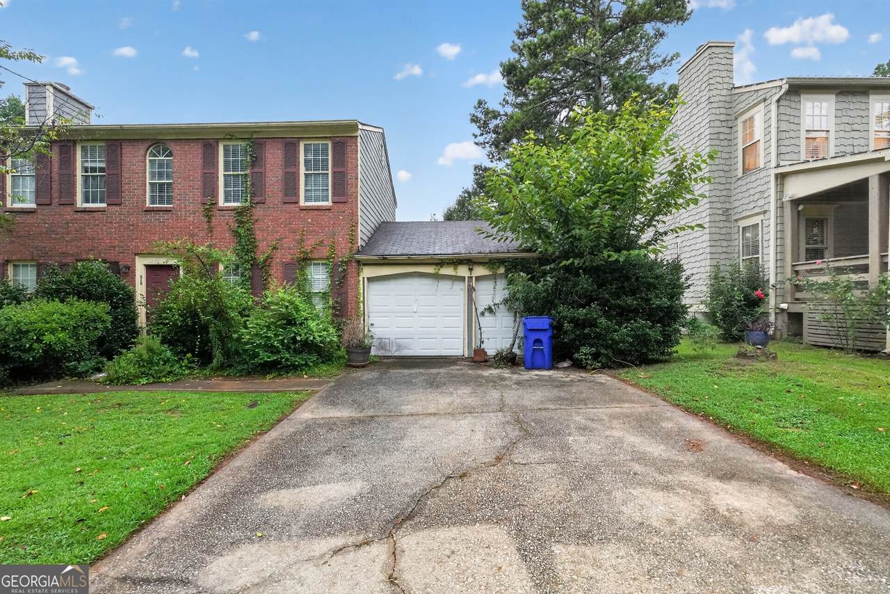 585 Woodcrest Manor Drive - Photo 1